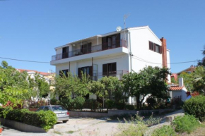  Apartments with a parking space Vodice - 7604  Водице